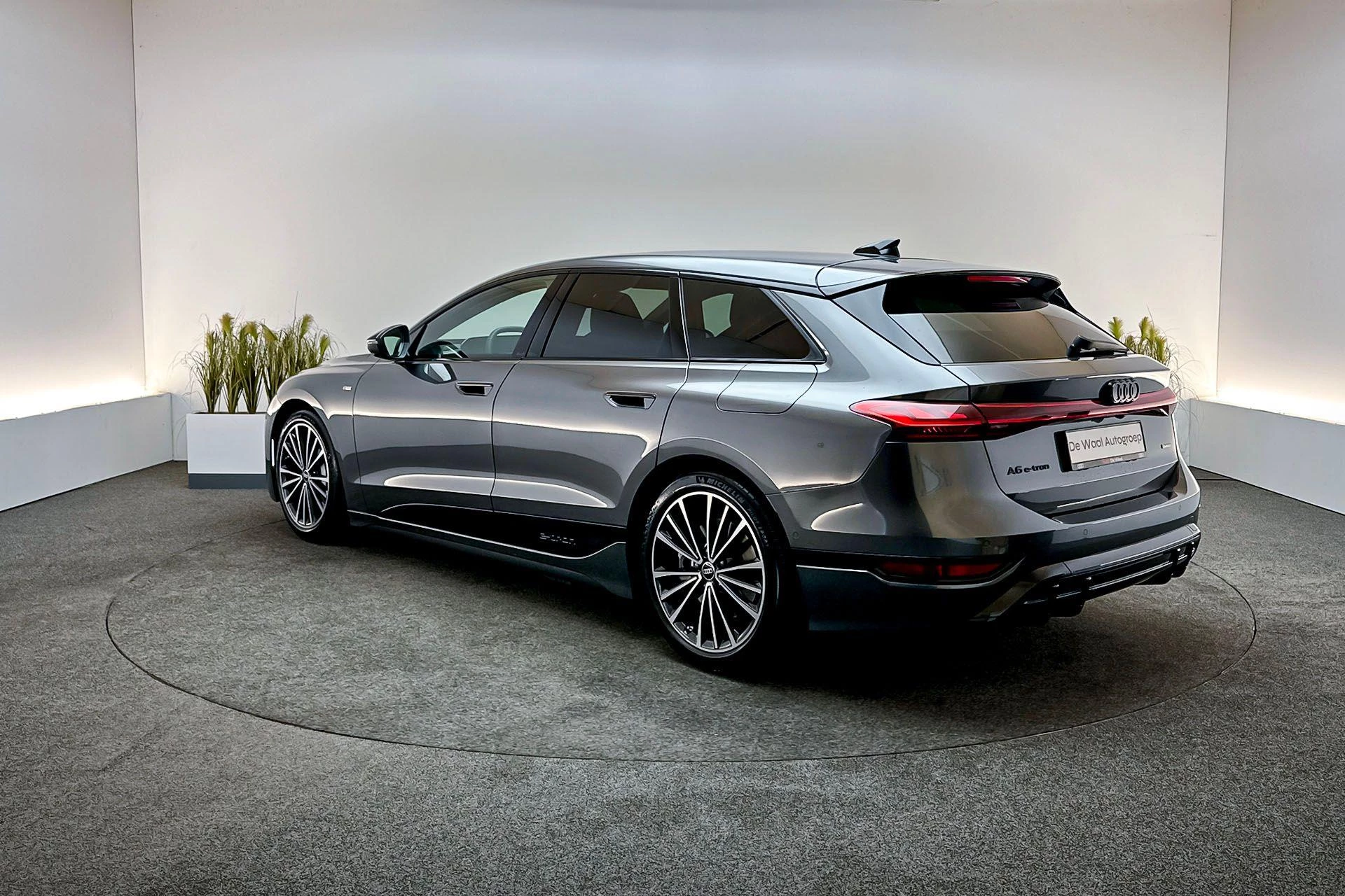 Hoofdafbeelding Audi A6 e-tron