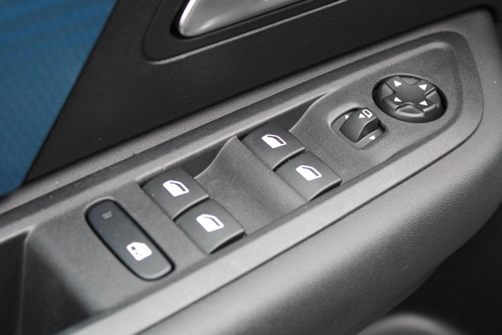 Hoofdafbeelding Citroën ë-C4