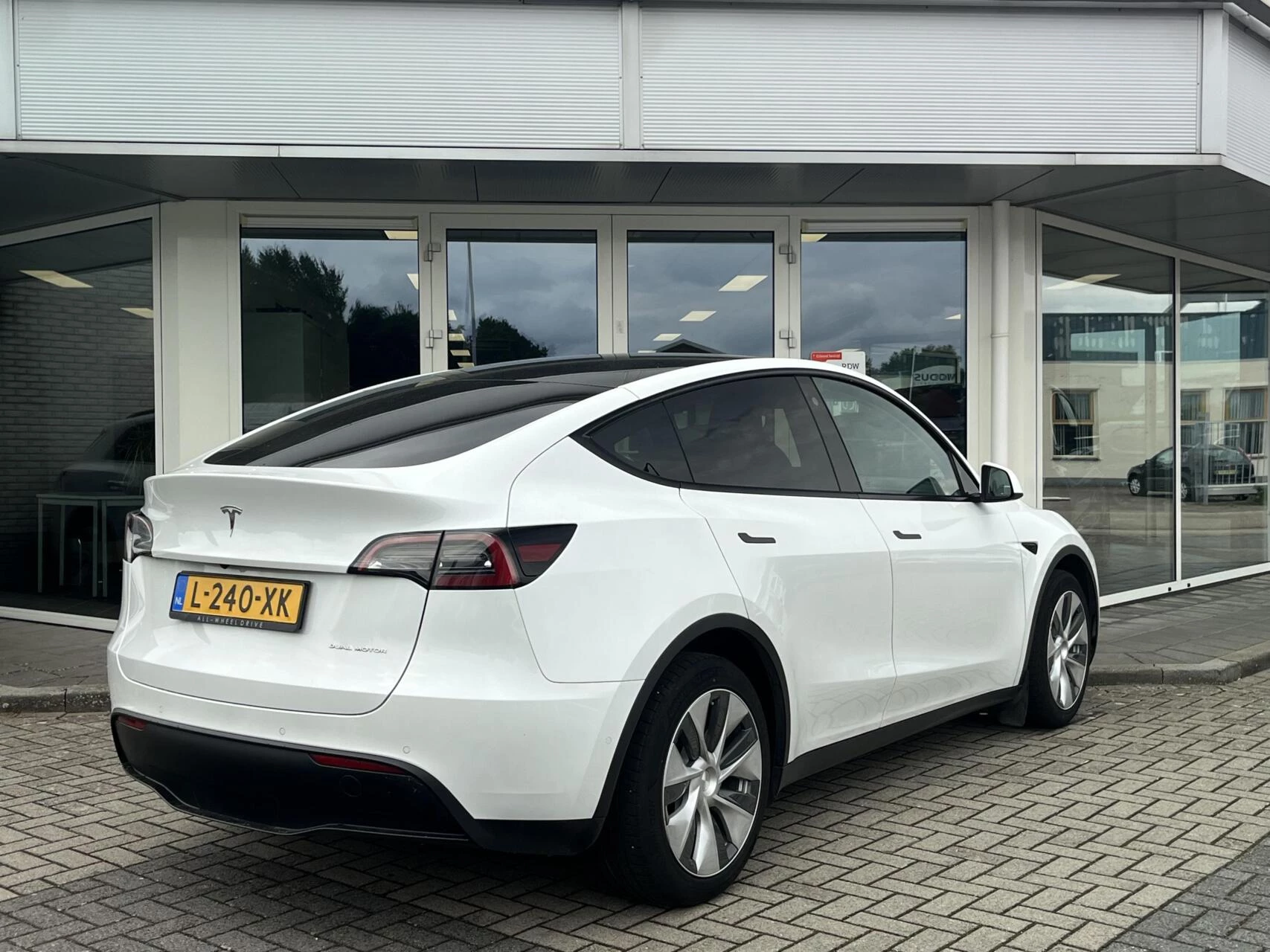 Hoofdafbeelding Tesla Model Y