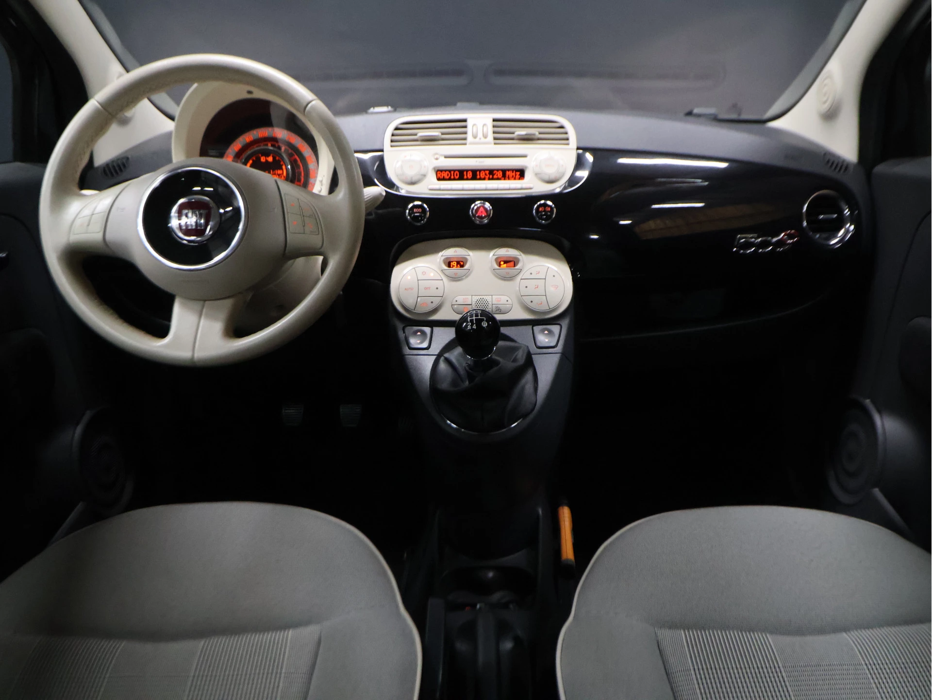 Hoofdafbeelding Fiat 500C