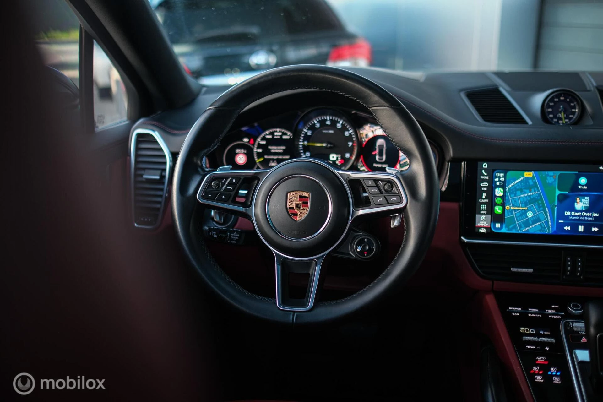 Hoofdafbeelding Porsche Cayenne