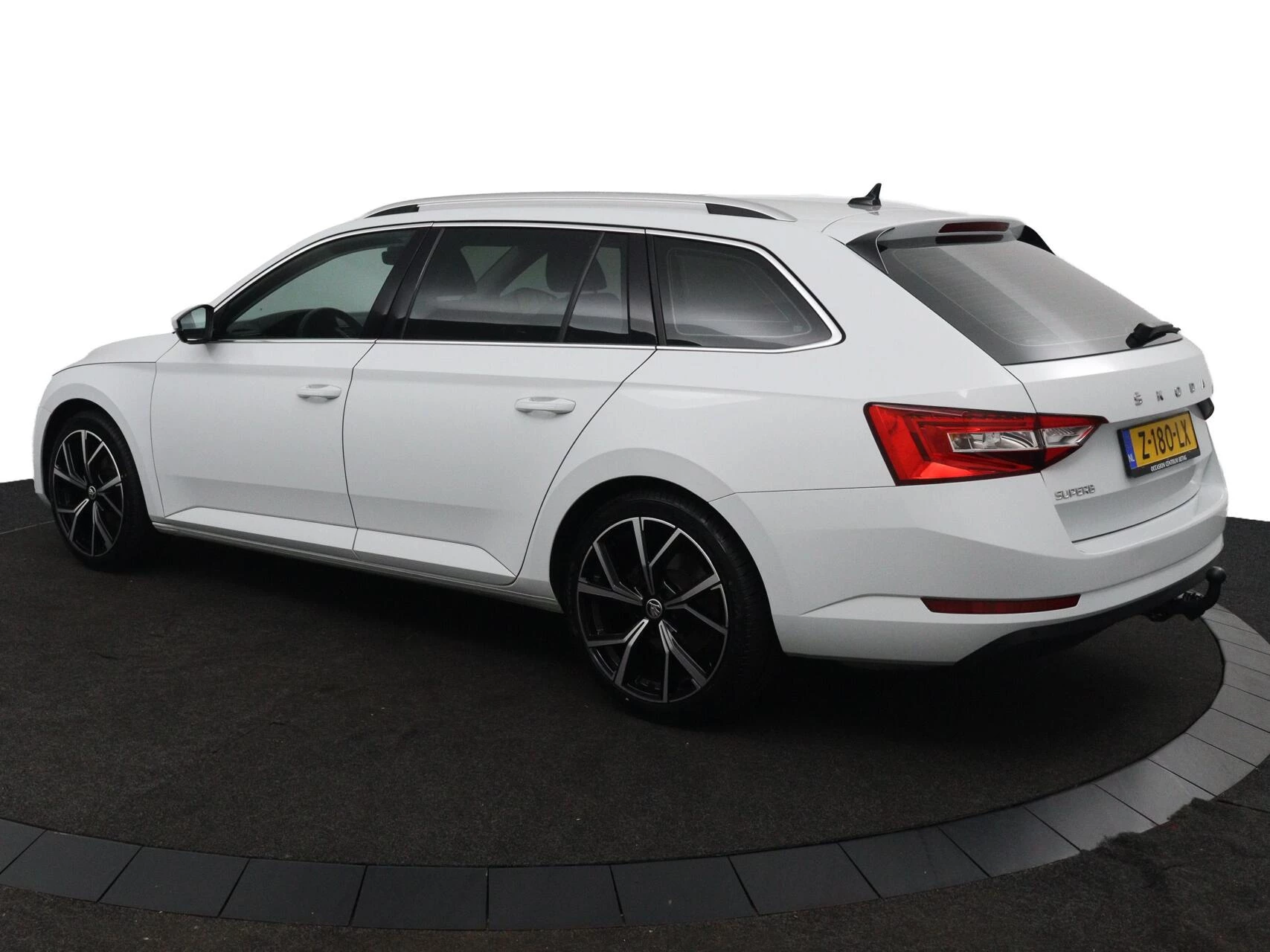 Hoofdafbeelding Škoda Superb