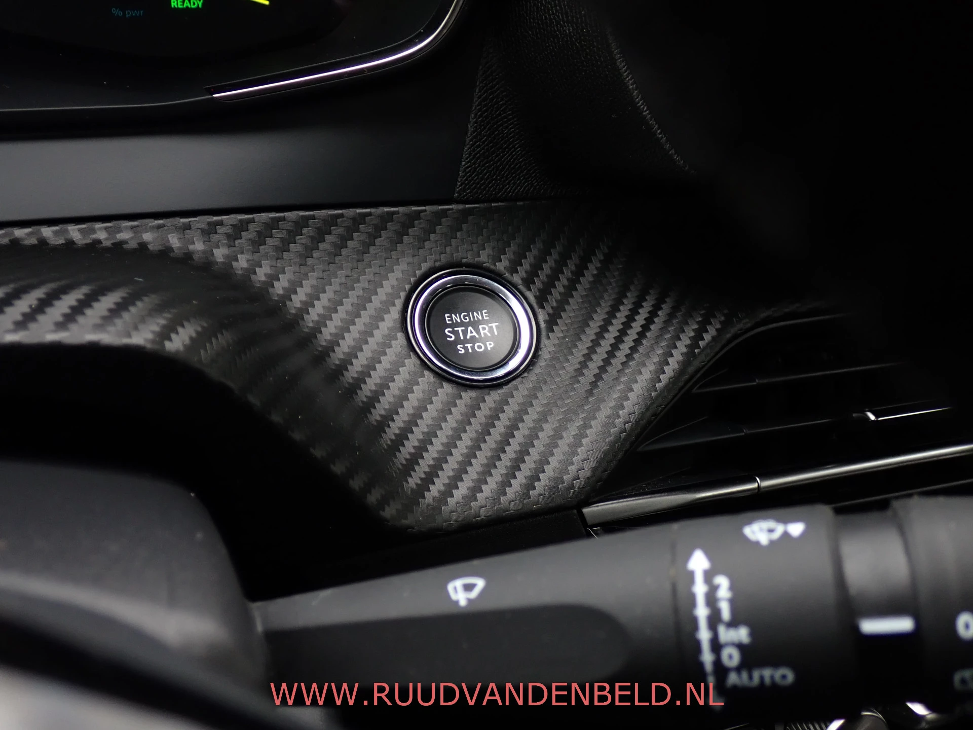 Hoofdafbeelding Peugeot e-208
