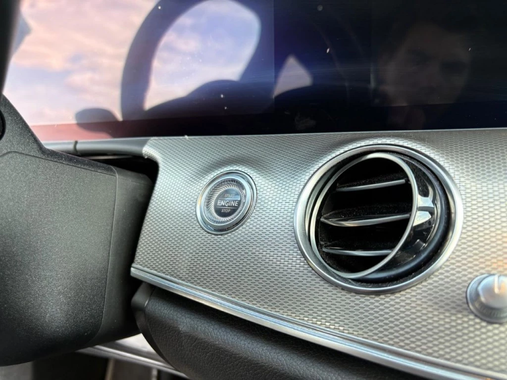 Hoofdafbeelding Mercedes-Benz 200