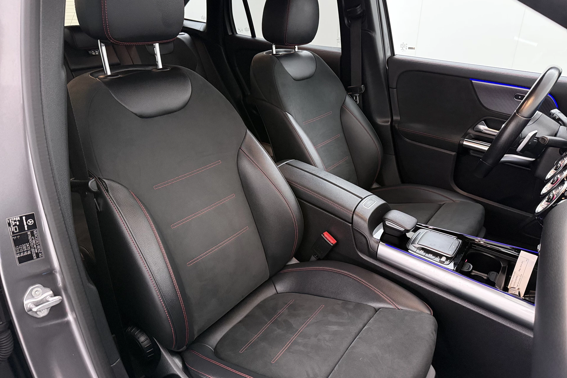 Hoofdafbeelding Mercedes-Benz EQA