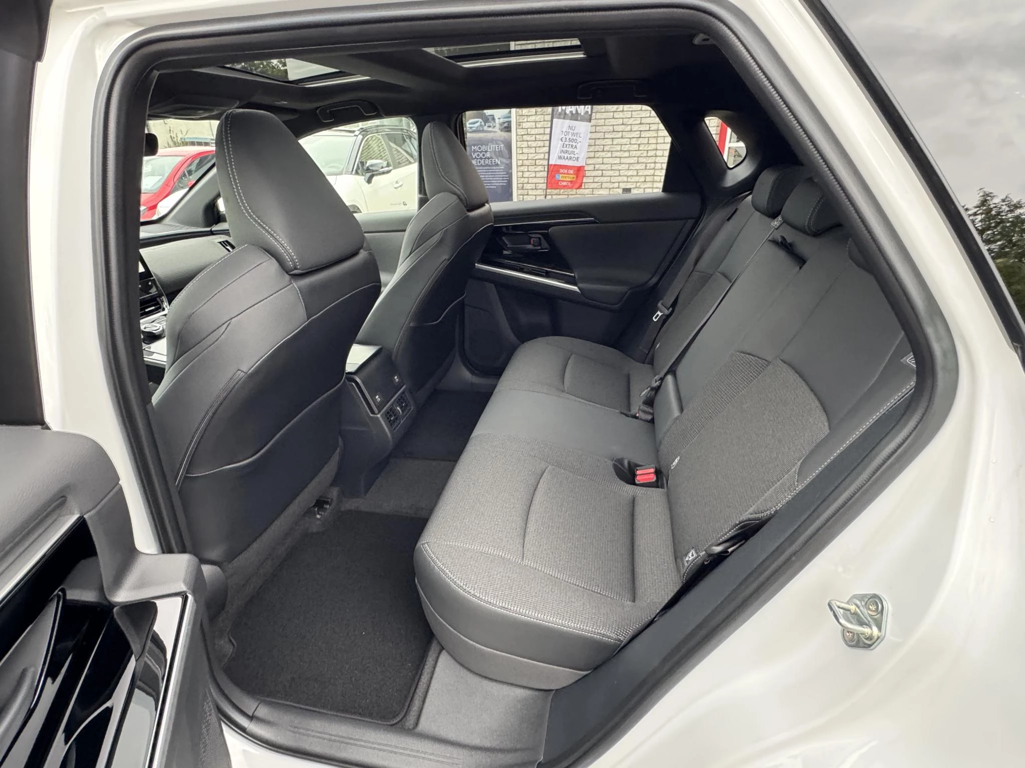 Hoofdafbeelding Toyota bZ4X