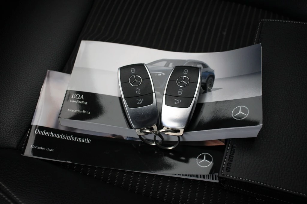 Hoofdafbeelding Mercedes-Benz EQA