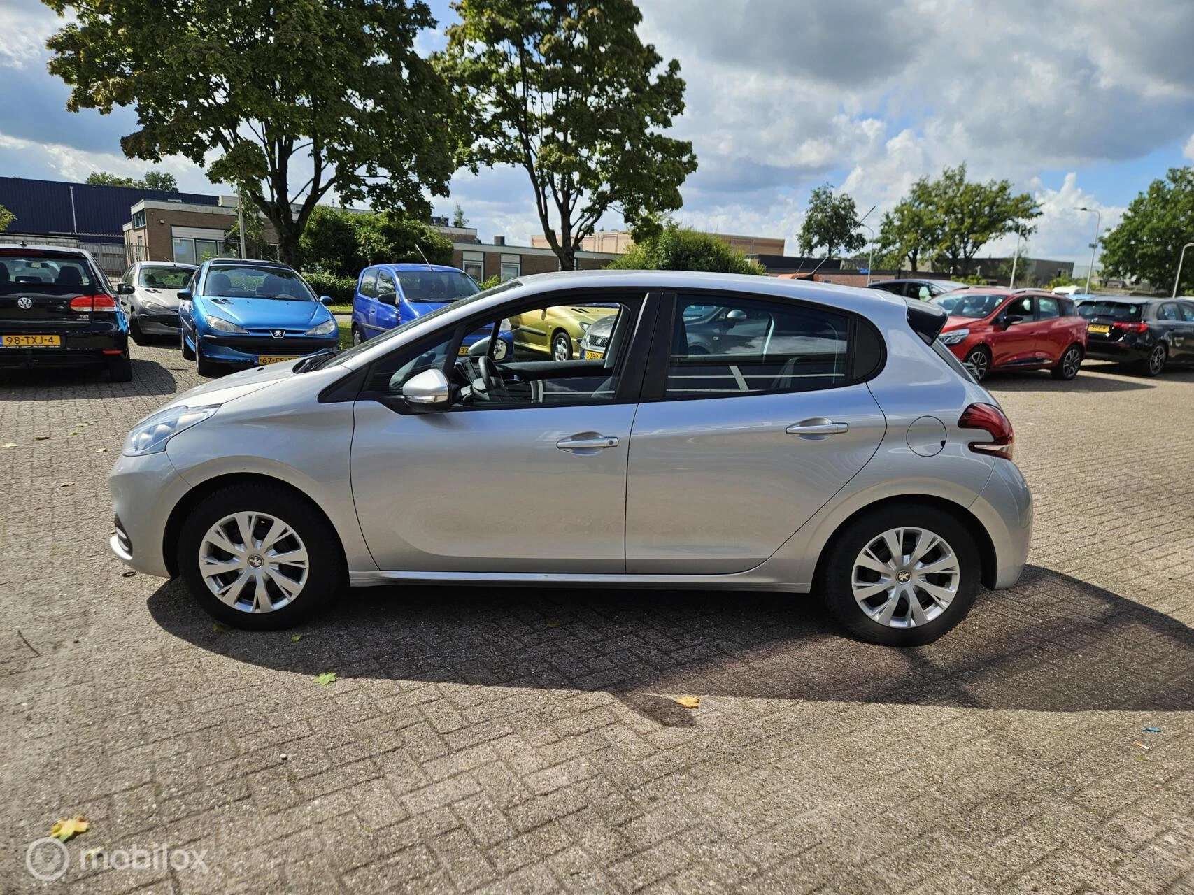 Hoofdafbeelding Peugeot 208
