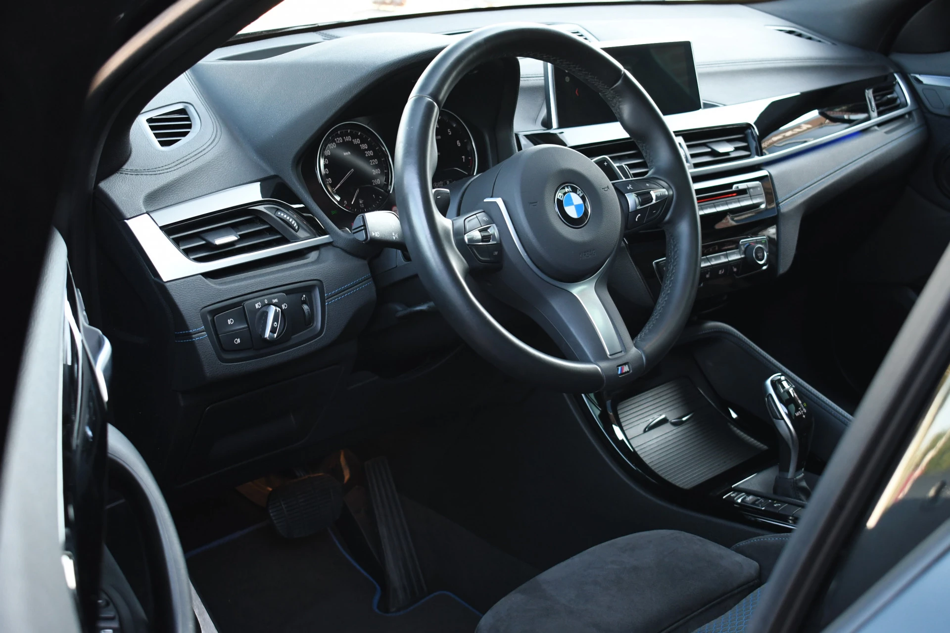 Hoofdafbeelding BMW X2