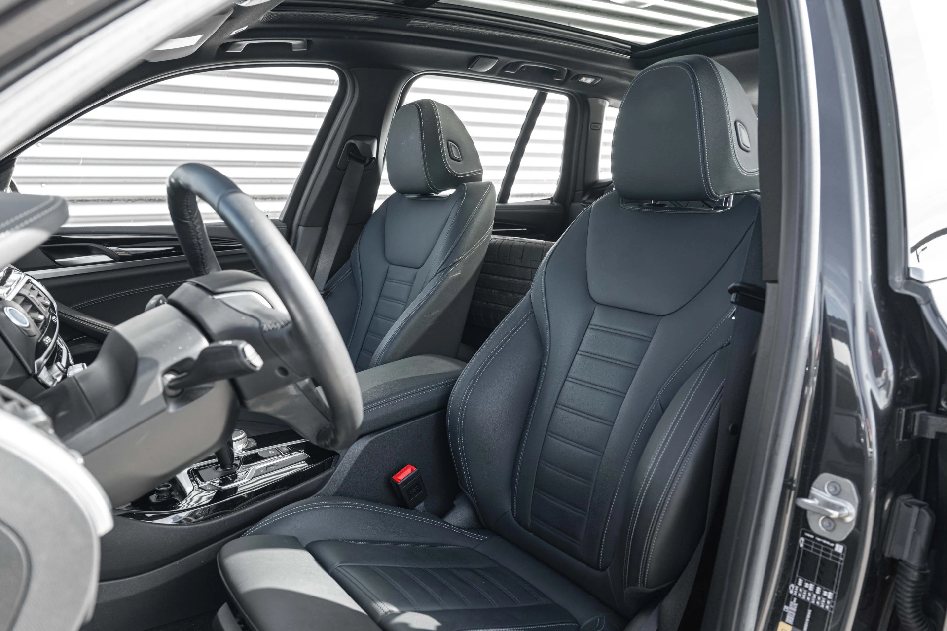 Hoofdafbeelding BMW iX3