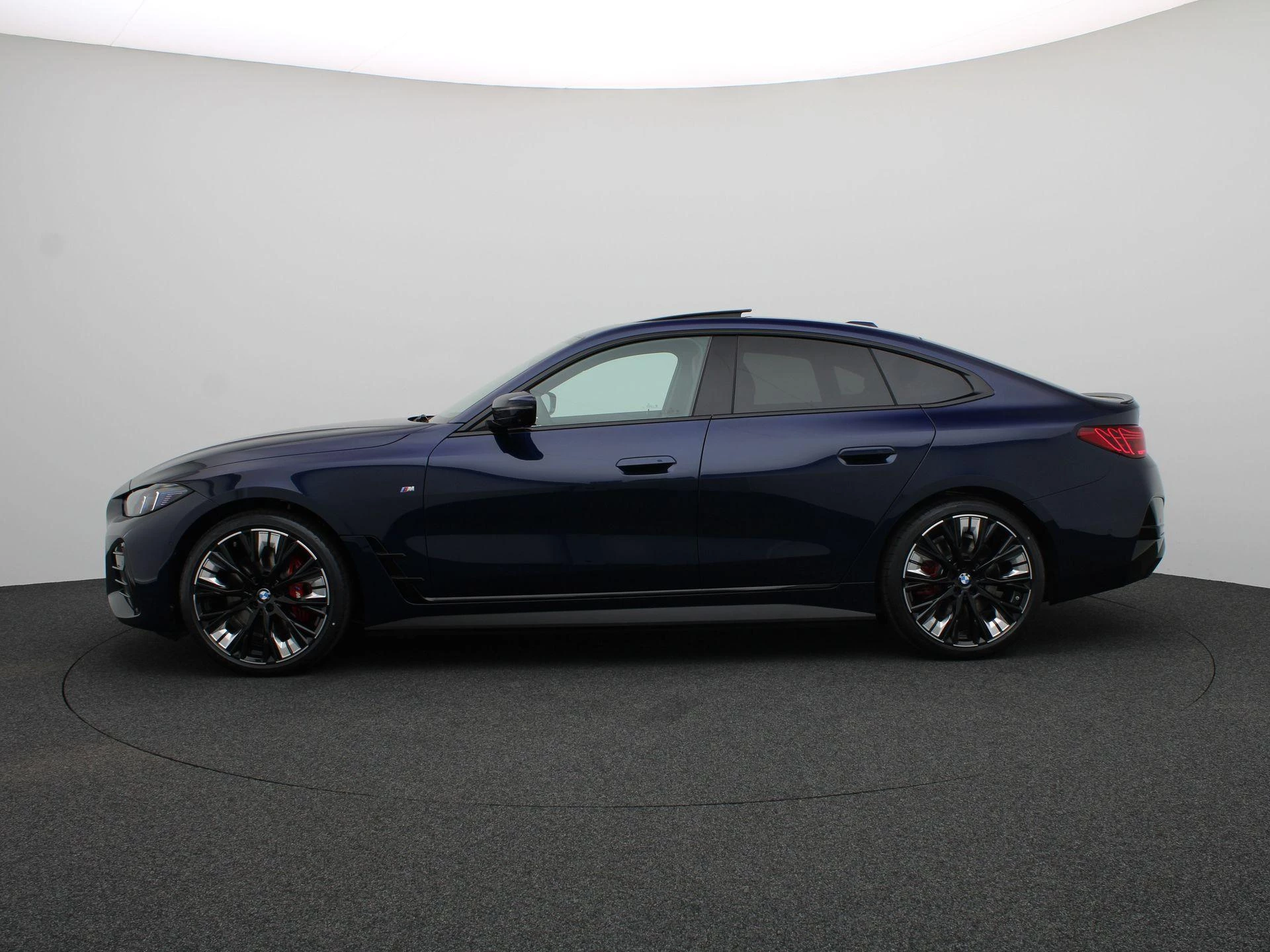 Hoofdafbeelding BMW i4