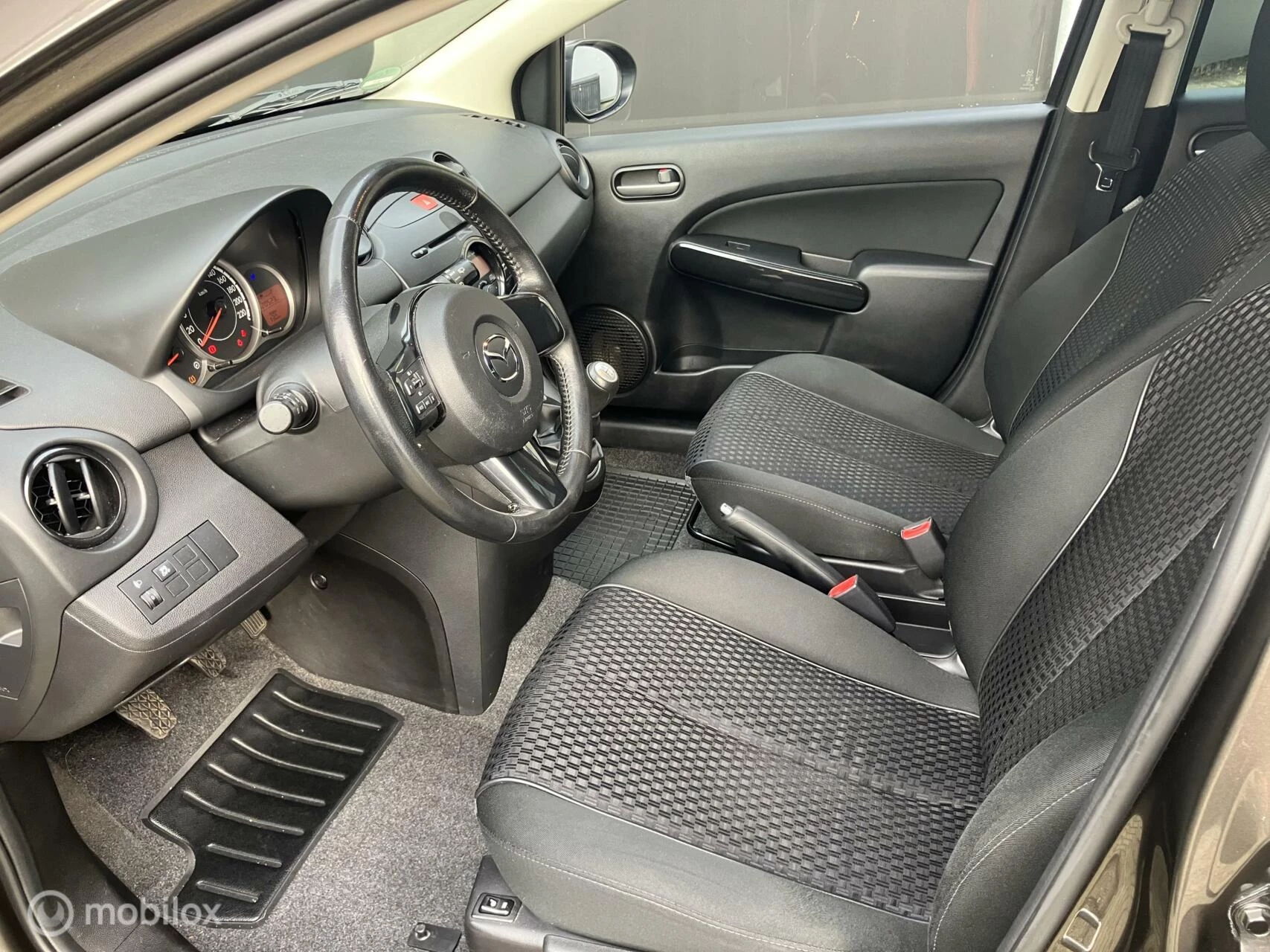 Hoofdafbeelding Mazda 2