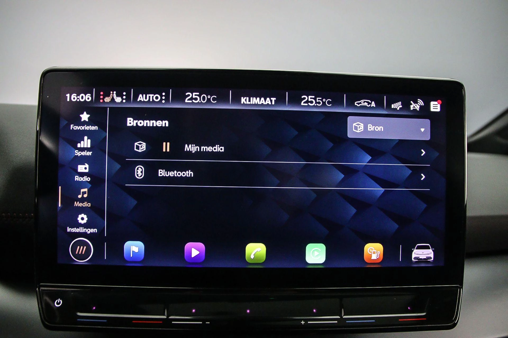 Hoofdafbeelding CUPRA Born