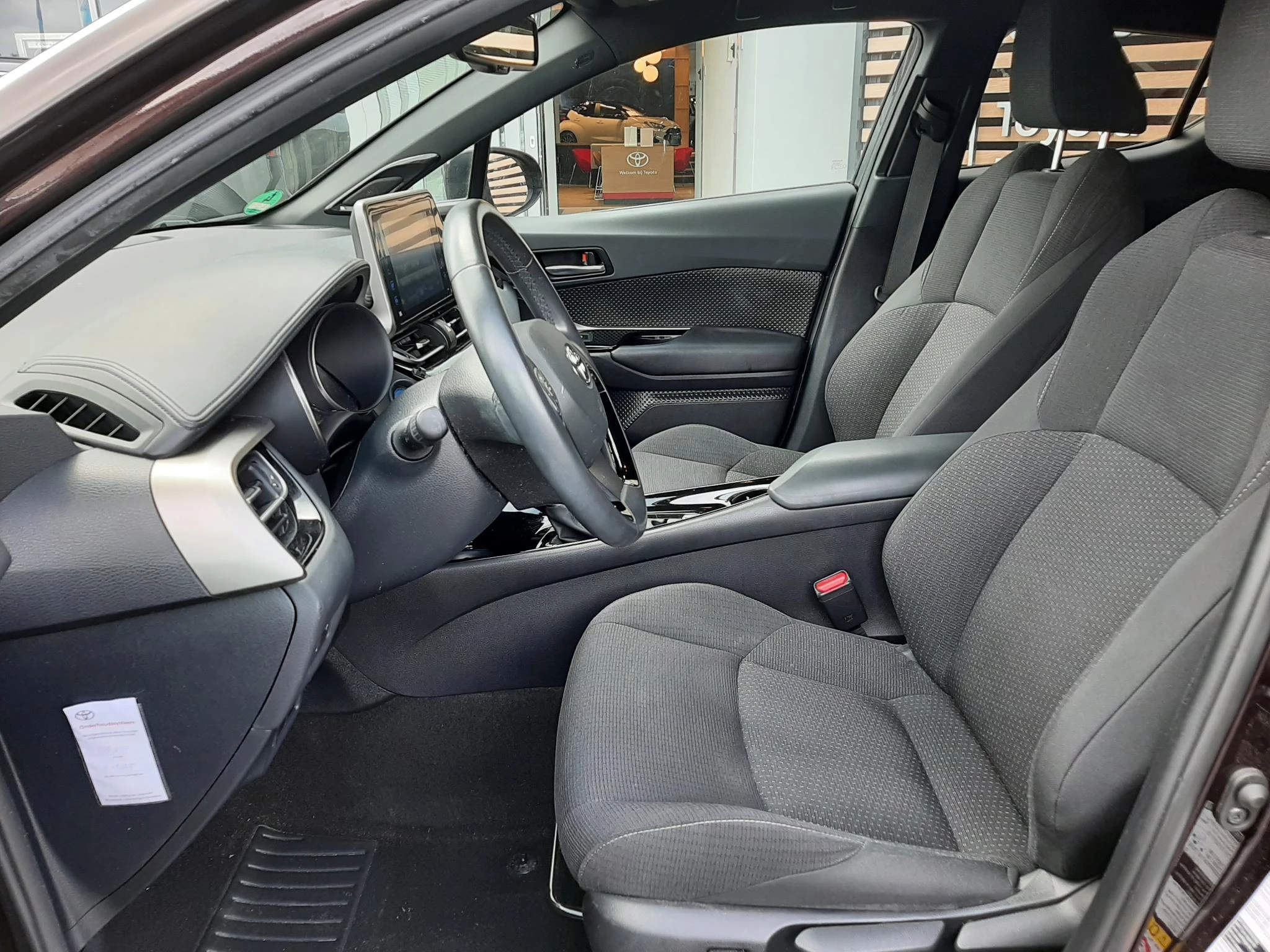 Hoofdafbeelding Toyota C-HR