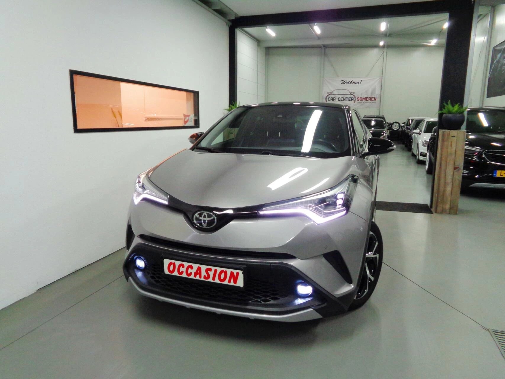 Hoofdafbeelding Toyota C-HR