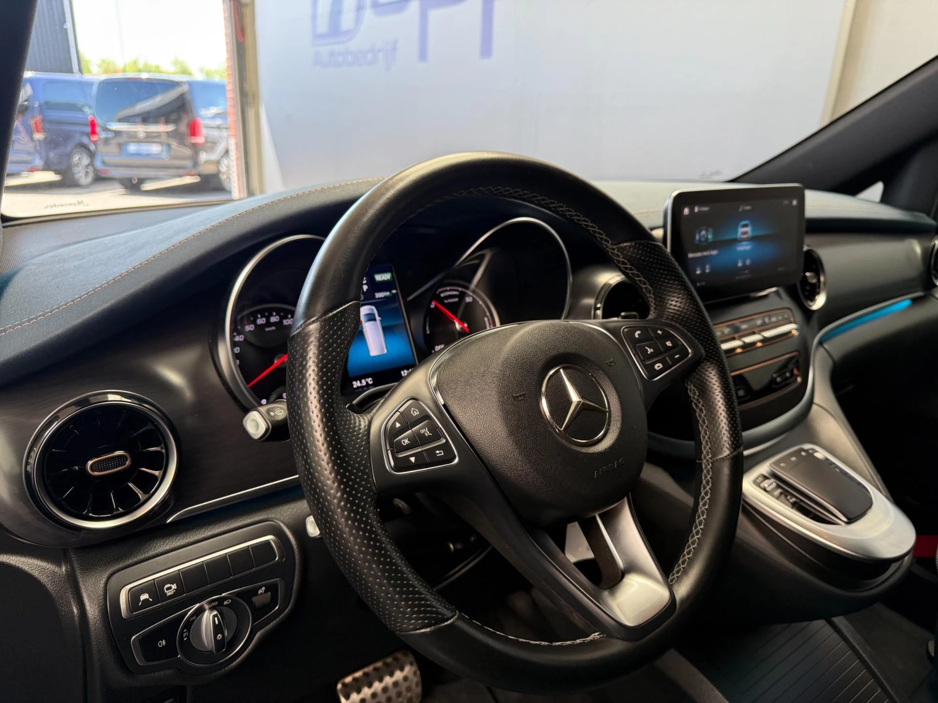 Hoofdafbeelding Mercedes-Benz EQV