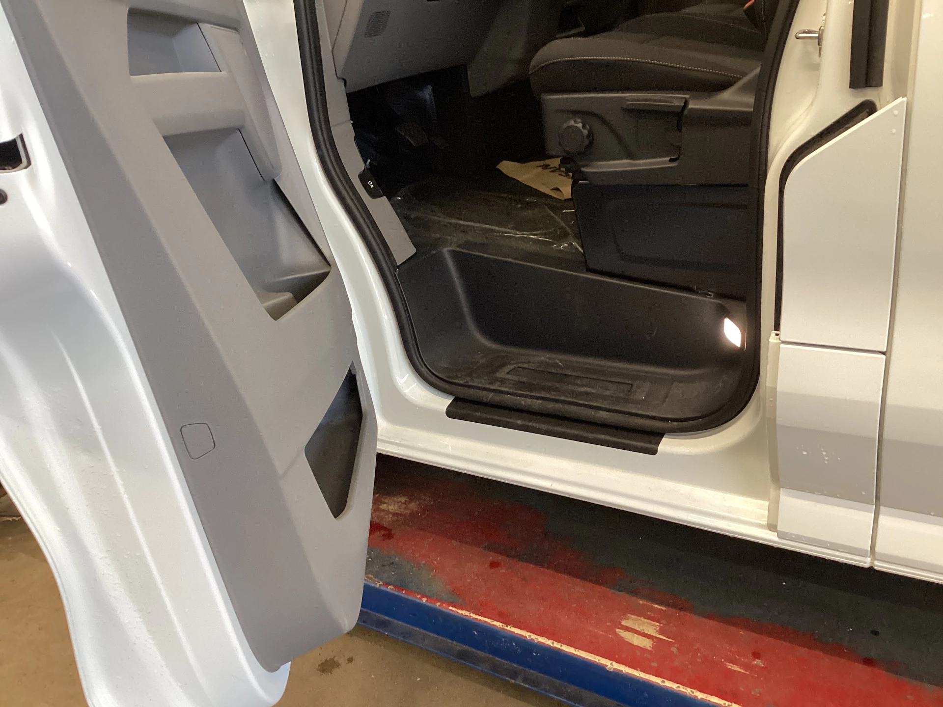 Hoofdafbeelding Ford E-Transit Custom