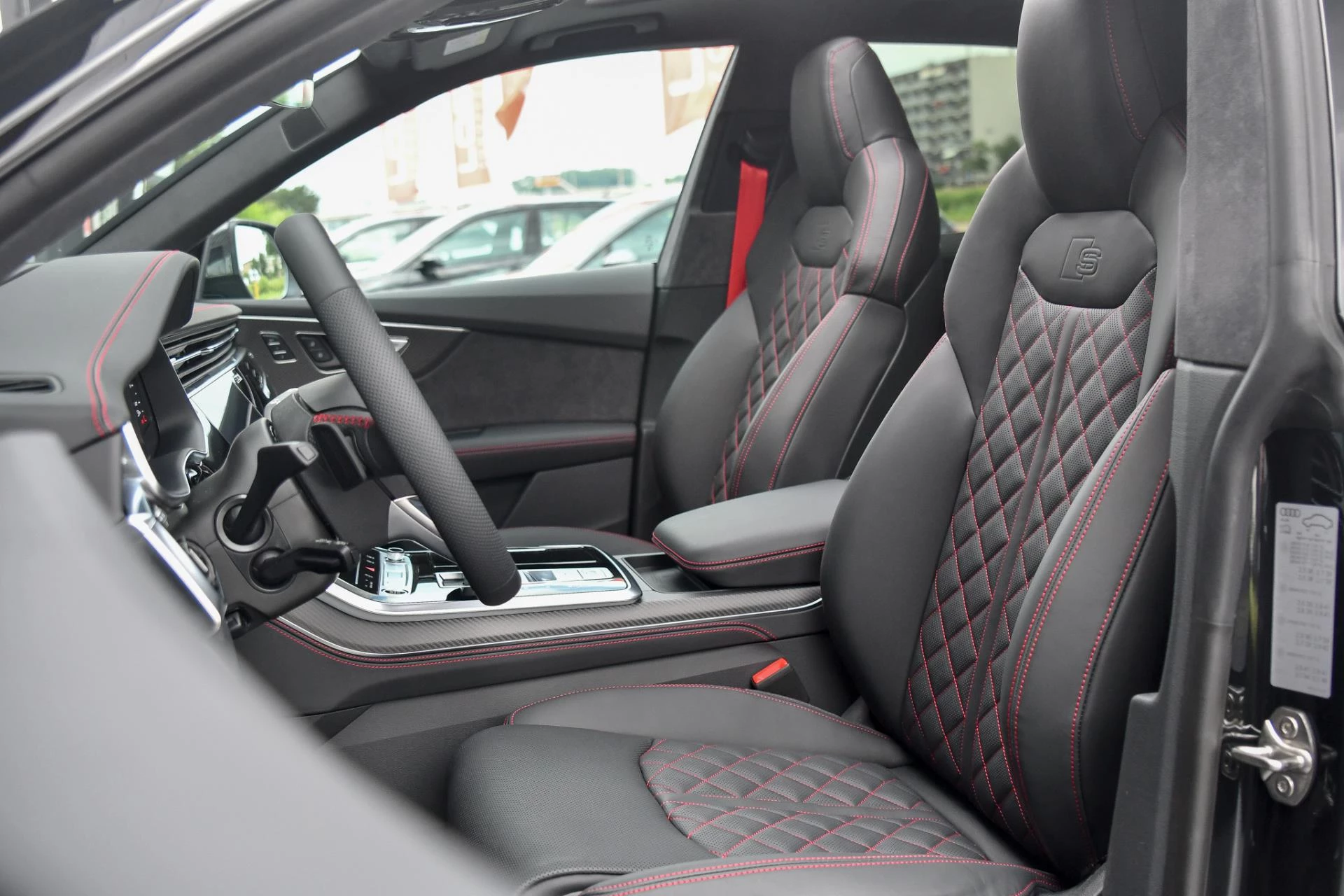 Hoofdafbeelding Audi Q8