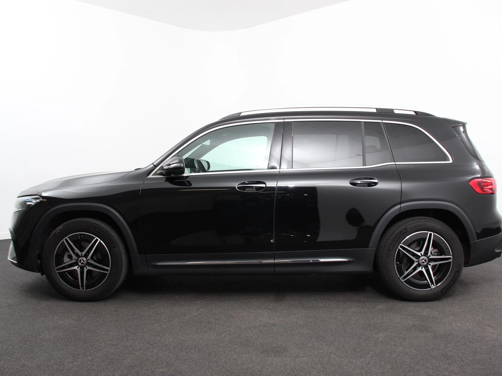 Hoofdafbeelding Mercedes-Benz EQB