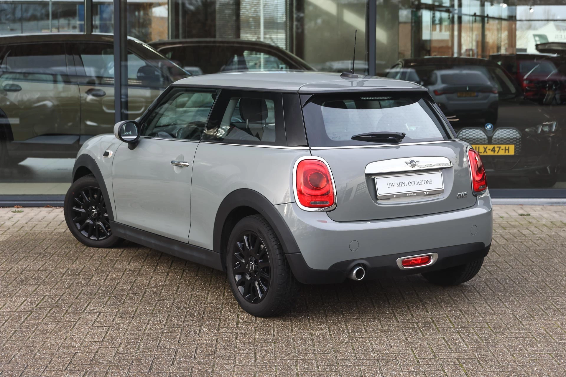 Hoofdafbeelding MINI One