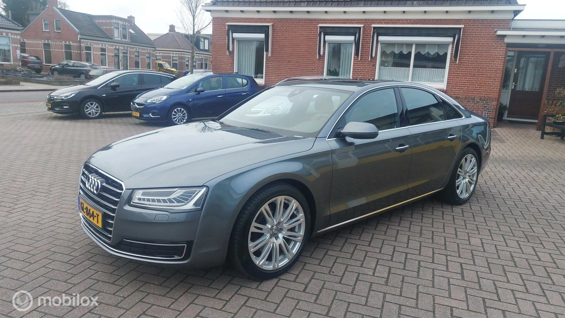 Hoofdafbeelding Audi A8