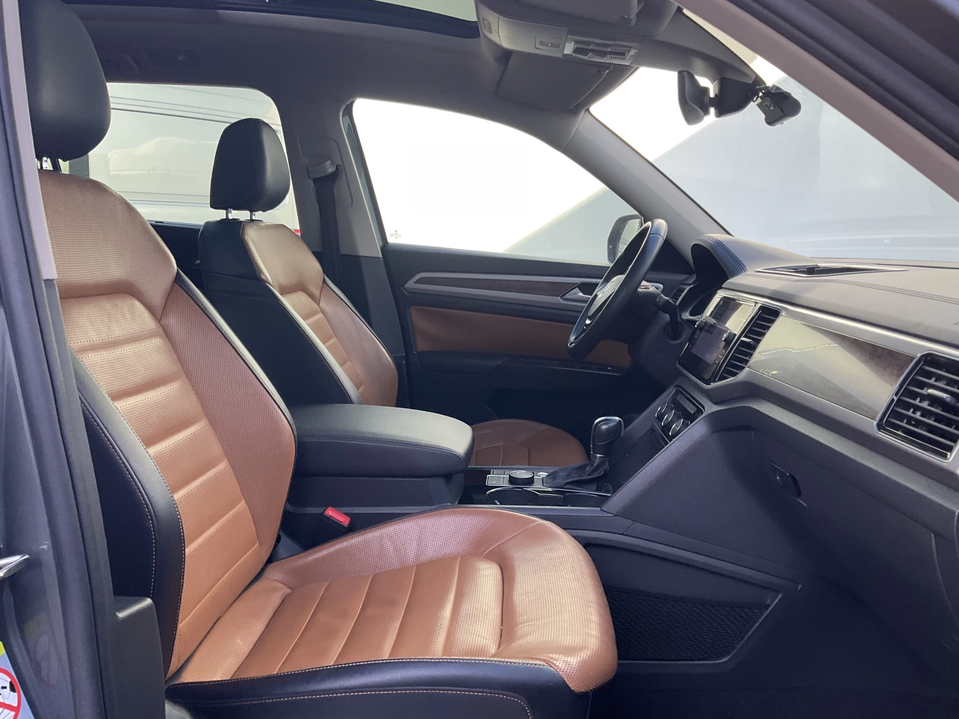 Hoofdafbeelding Volkswagen TERAMONT