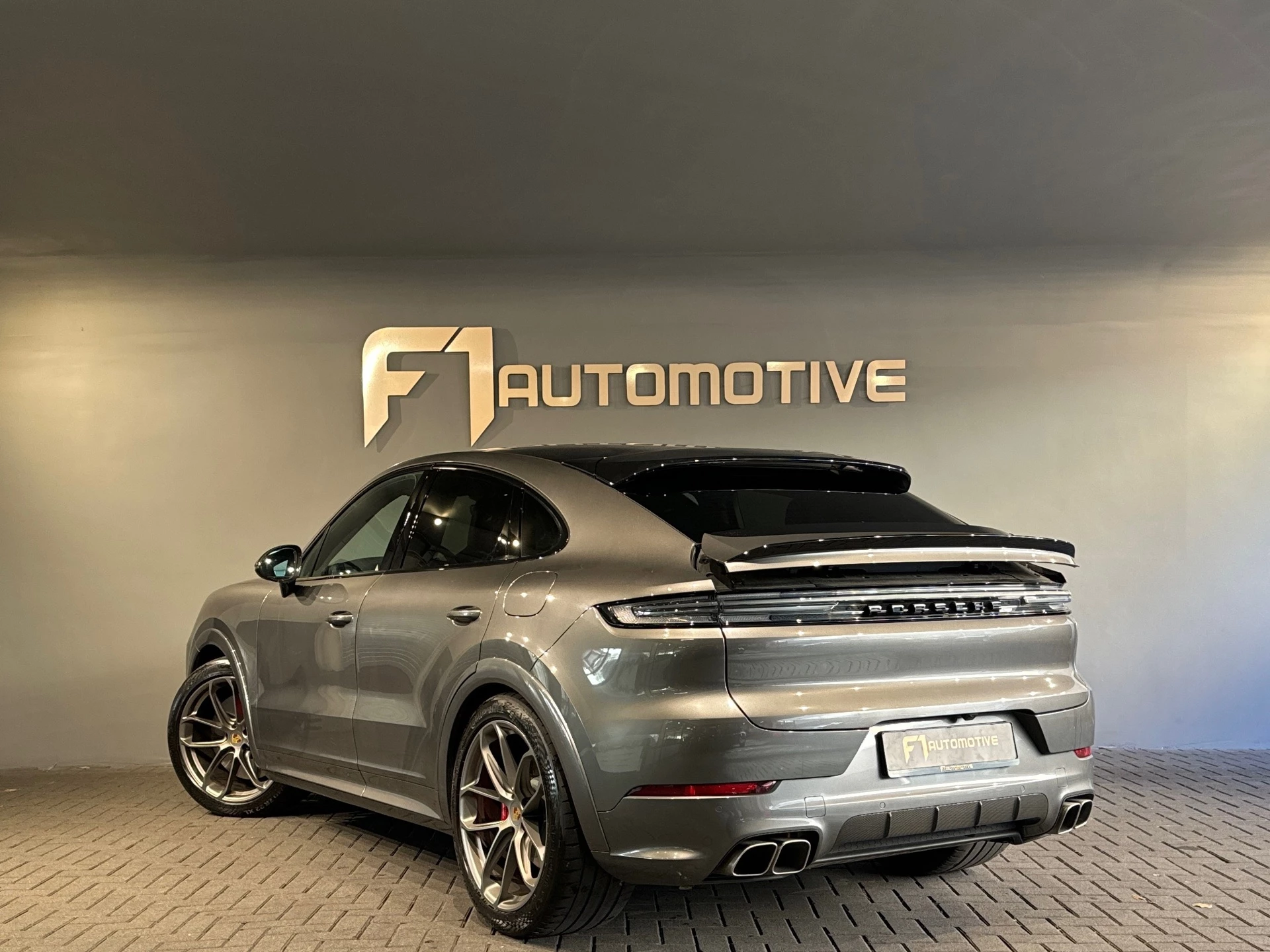 Hoofdafbeelding Porsche Cayenne