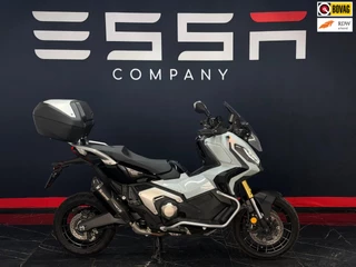 Hoofdafbeelding Honda X-ADV Honda Scooter X ADV 750 Akrapovic Beugels Topkoffer