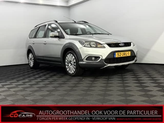 Ford Focus Wagon 1.8 Titanium Flexi Fuel Clima, Navi, Parkeersensoren, Cruise control .