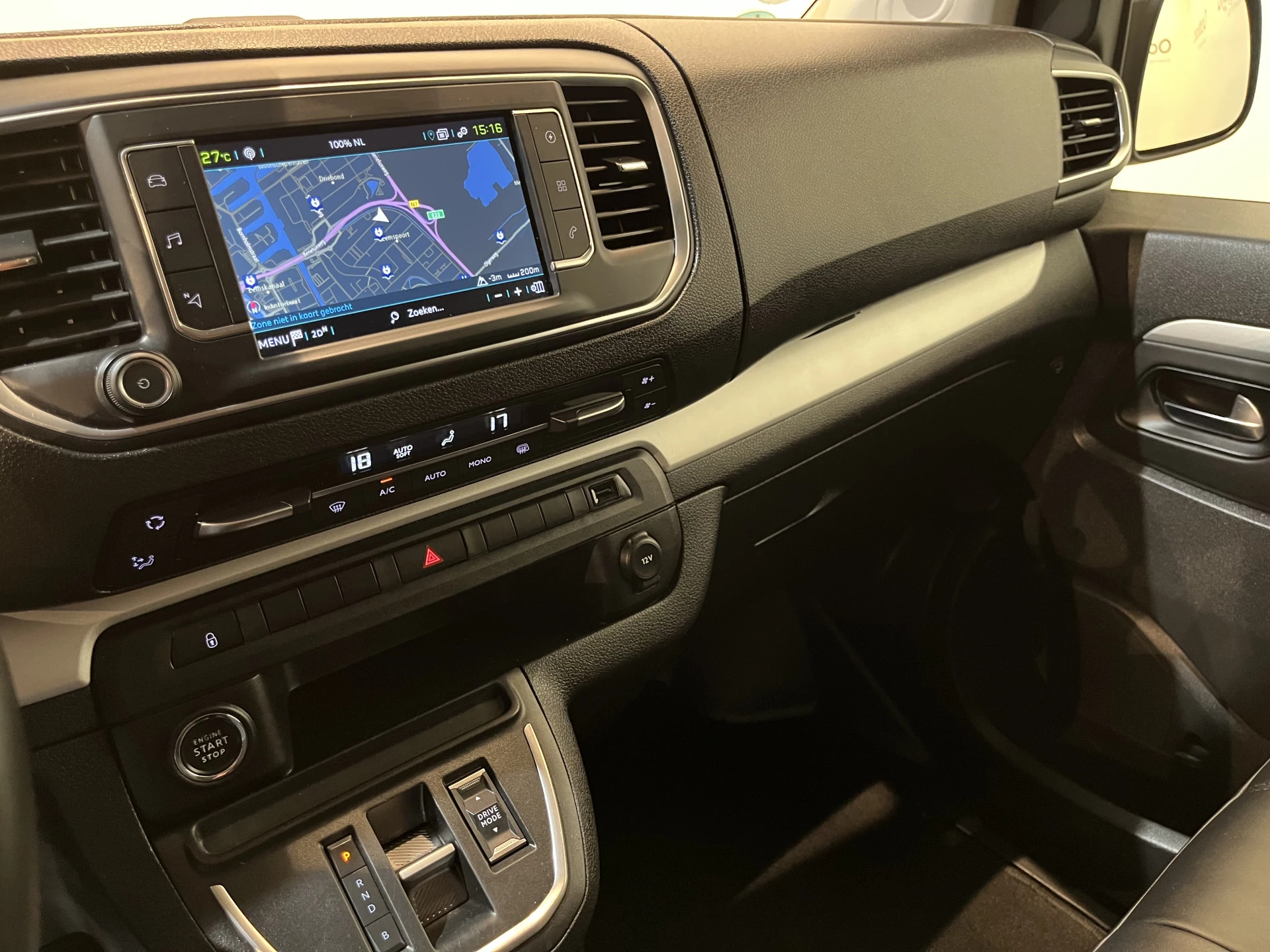 Hoofdafbeelding Peugeot e-Expert