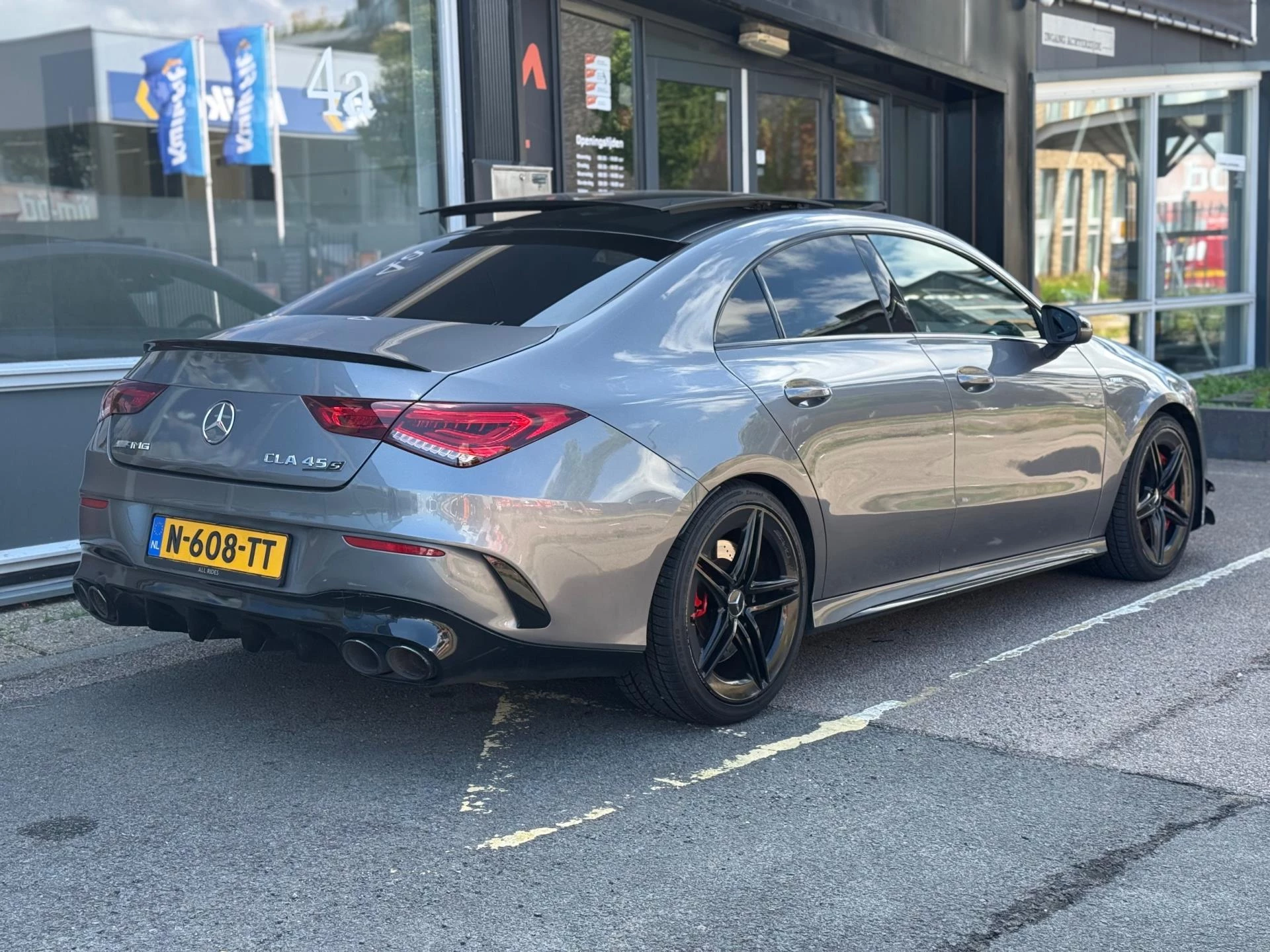 Hoofdafbeelding Mercedes-Benz CLA