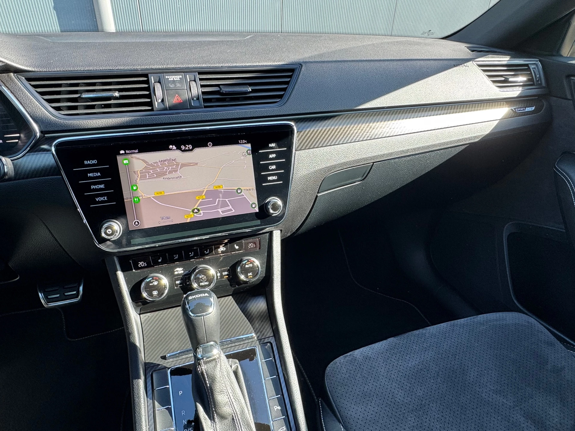 Hoofdafbeelding Škoda Superb