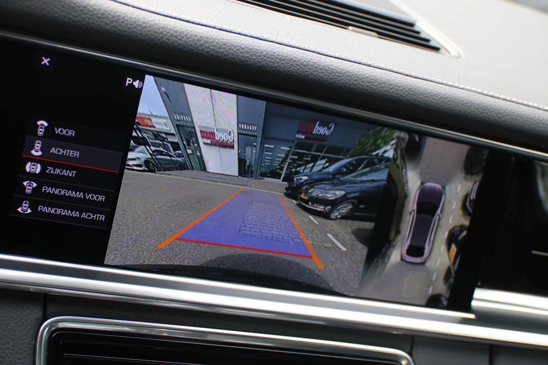 Hoofdafbeelding Porsche Panamera