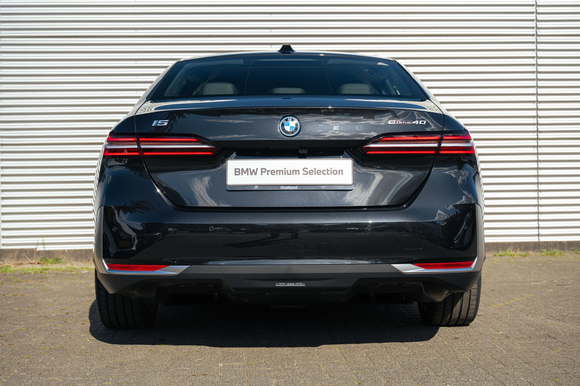 Hoofdafbeelding BMW i5