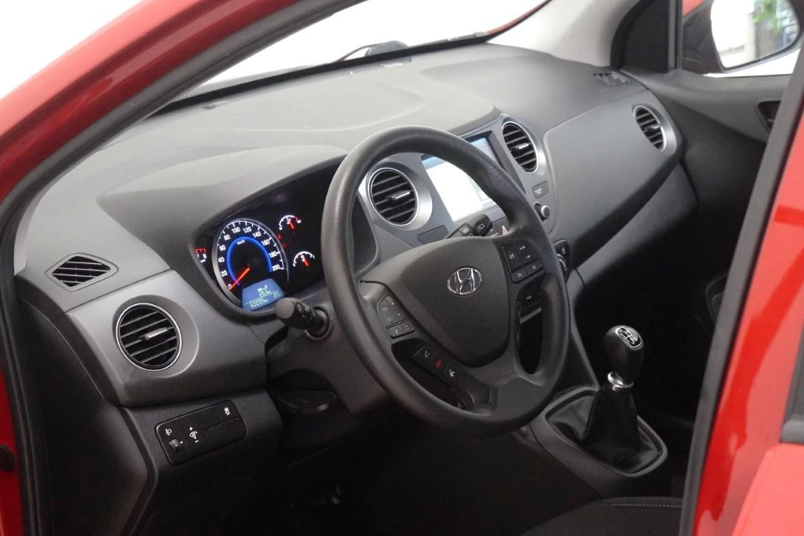 Hoofdafbeelding Hyundai i10