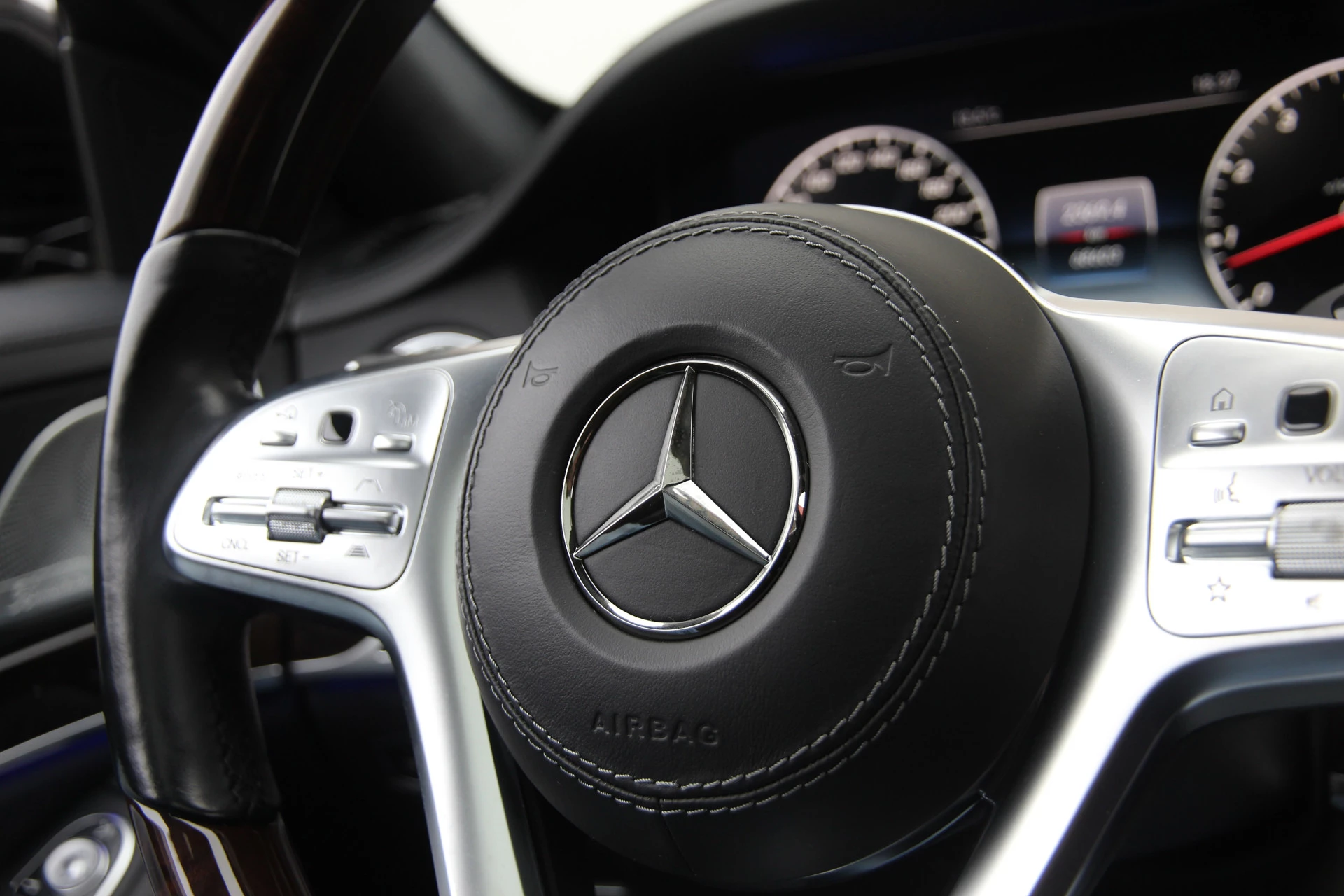 Hoofdafbeelding Mercedes-Benz S-Klasse