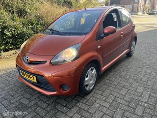 Toyota Aygo 1.0 VVT-i Comfort Orange