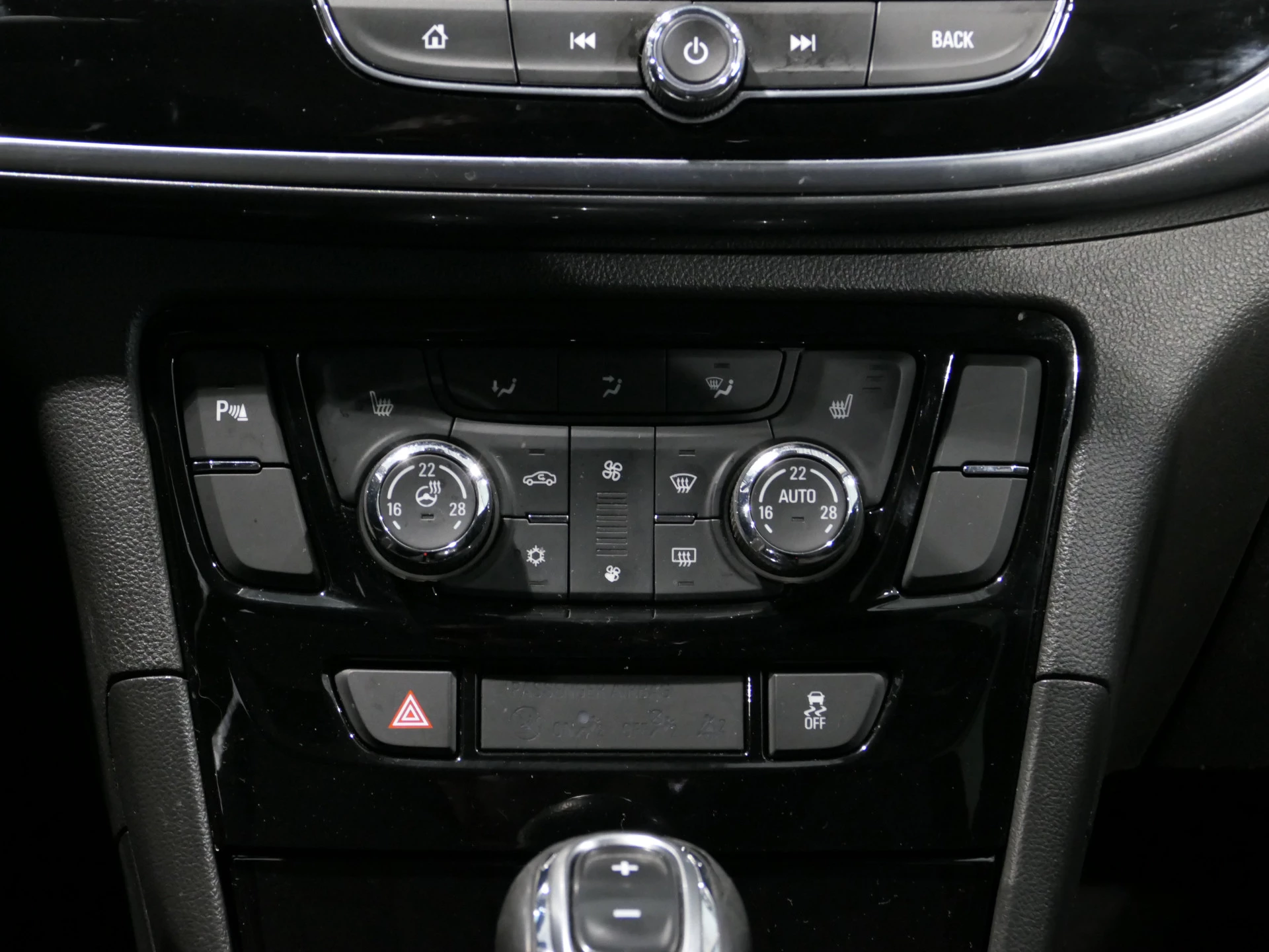 Hoofdafbeelding Opel Mokka X