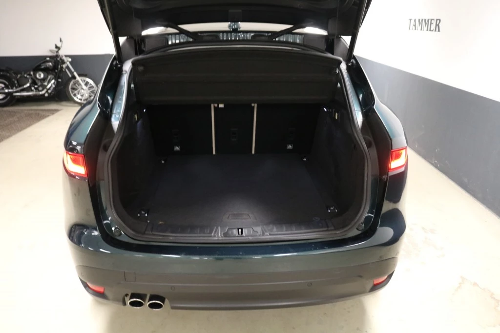Hoofdafbeelding Jaguar F-PACE