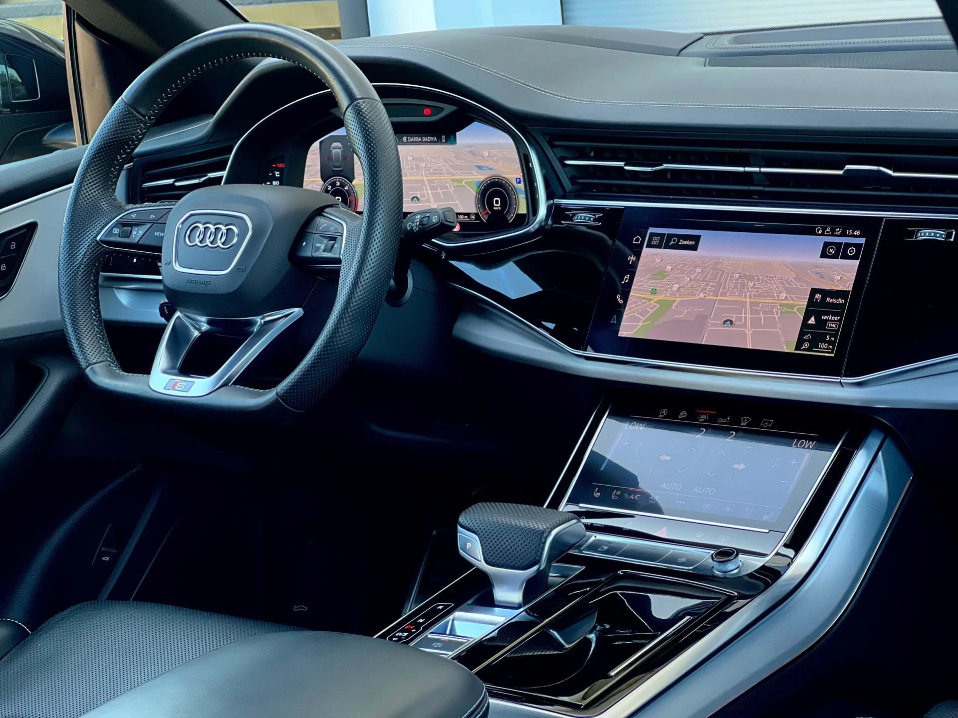 Hoofdafbeelding Audi Q8