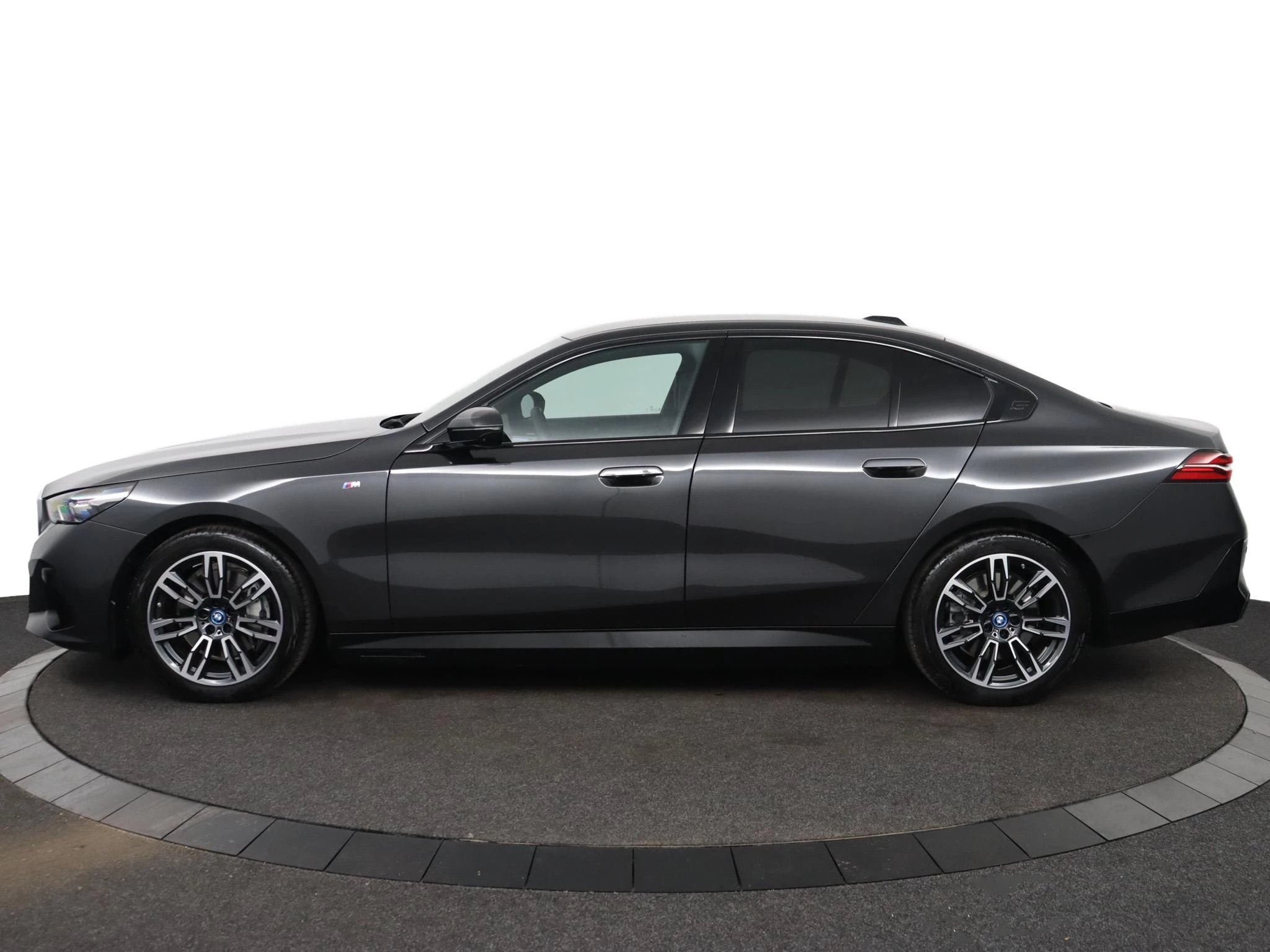 Hoofdafbeelding BMW i5