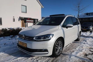 Volkswagen Touran 1.4 TSI 7PERSOONS|PANORAMADAK|TREKHAAK|CARPLAY|NAVIGATIE|LED|GOED ONDERHOUDEN