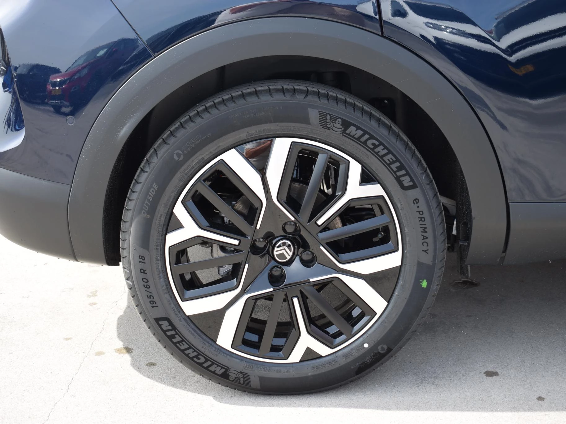 Hoofdafbeelding Citroën ë-C4
