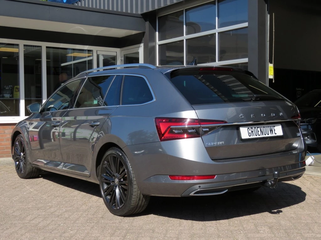 Hoofdafbeelding Škoda Superb