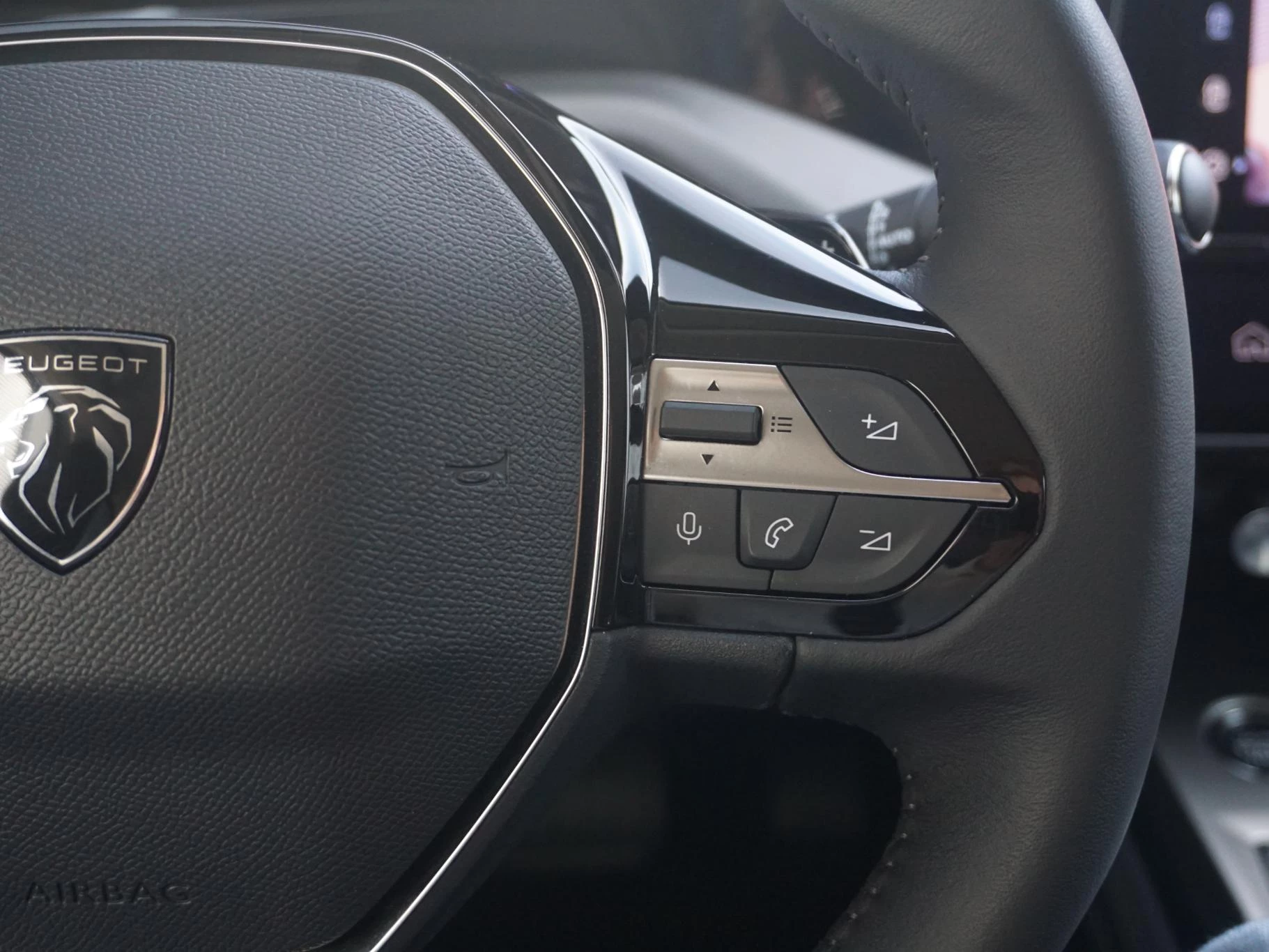 Hoofdafbeelding Peugeot 408