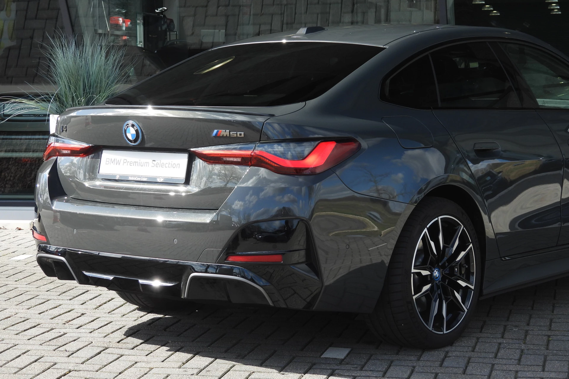 Hoofdafbeelding BMW i4