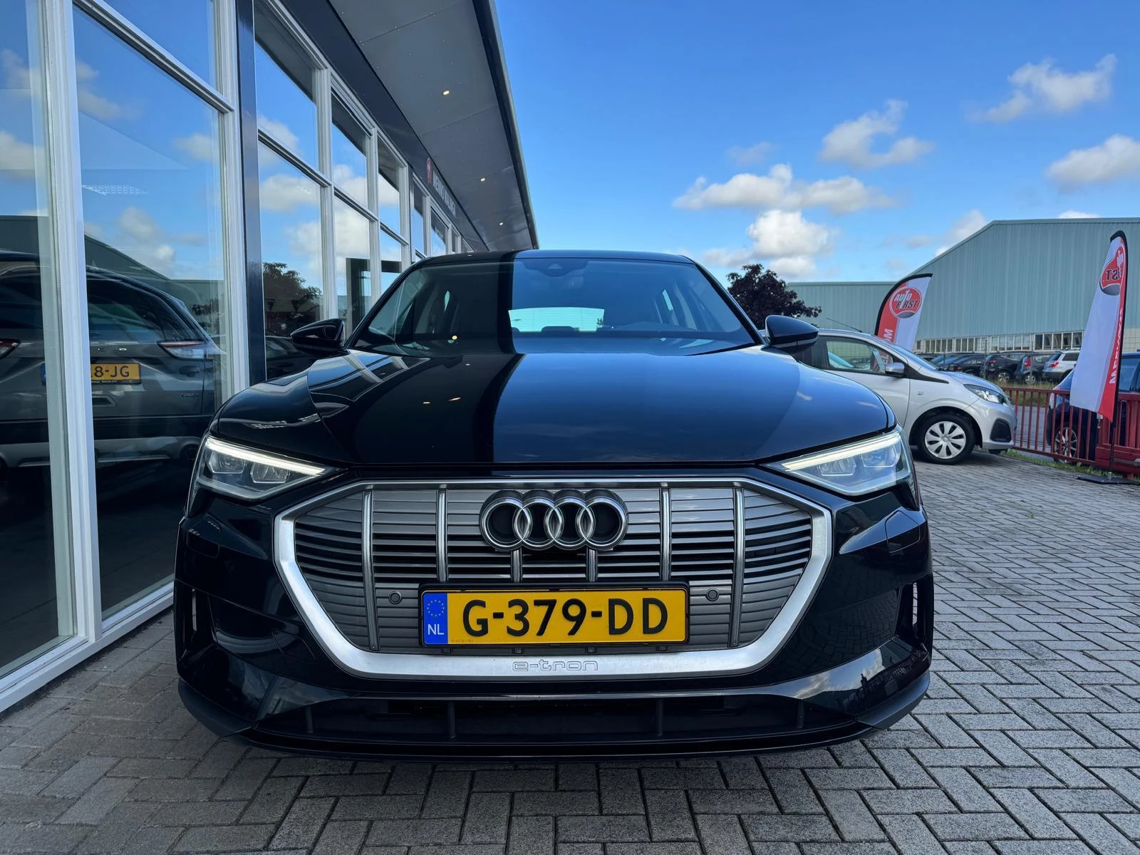 Hoofdafbeelding Audi e-tron