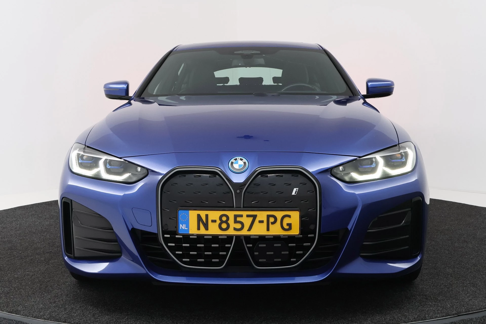 Hoofdafbeelding BMW i4