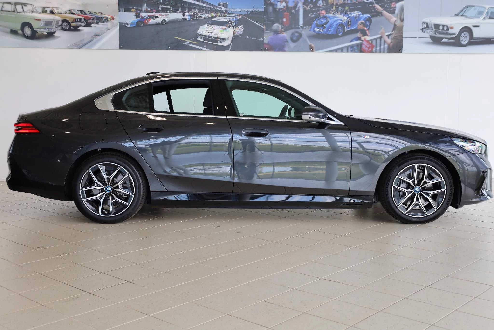 Hoofdafbeelding BMW i5