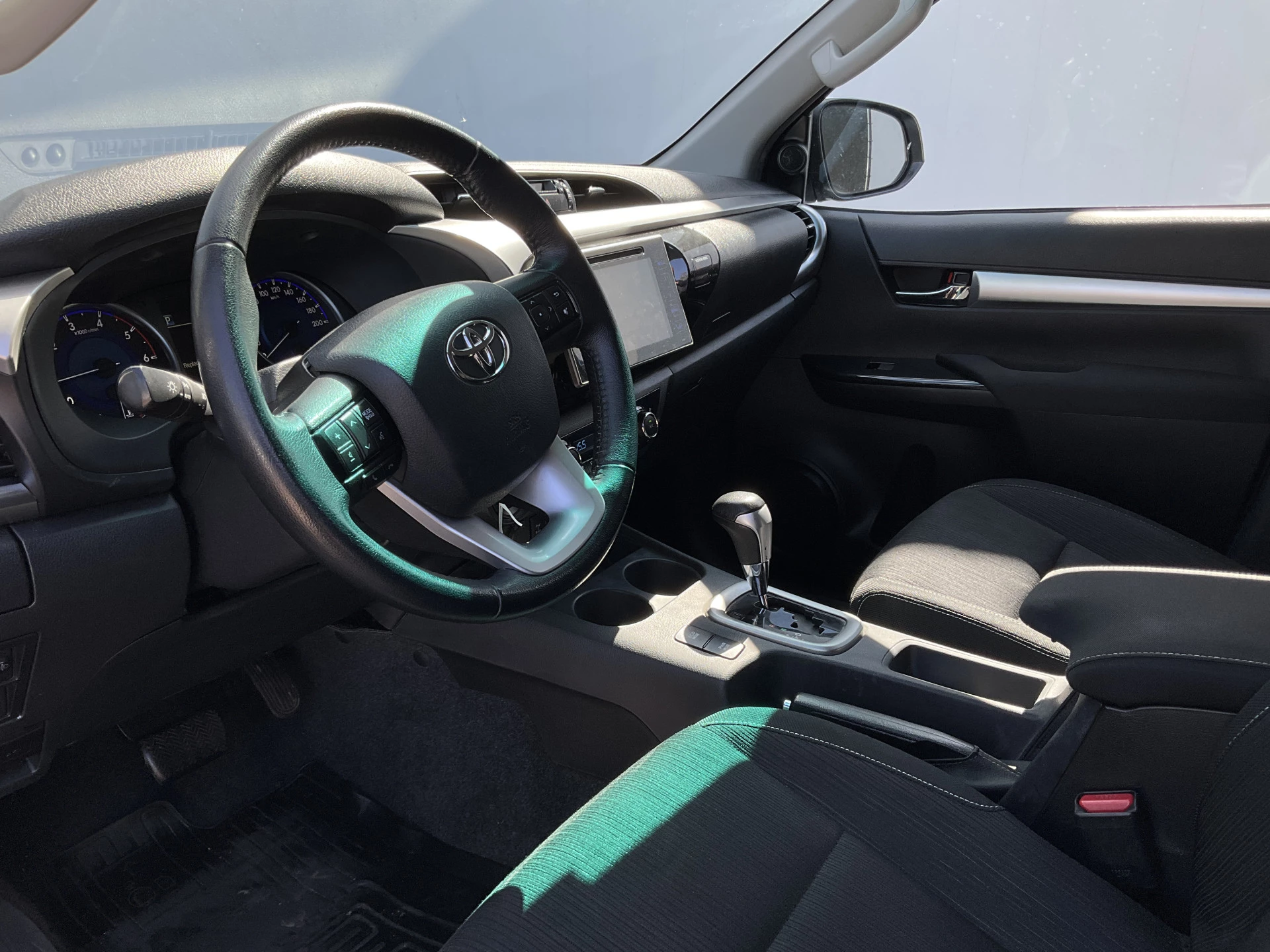 Hoofdafbeelding Toyota Hilux